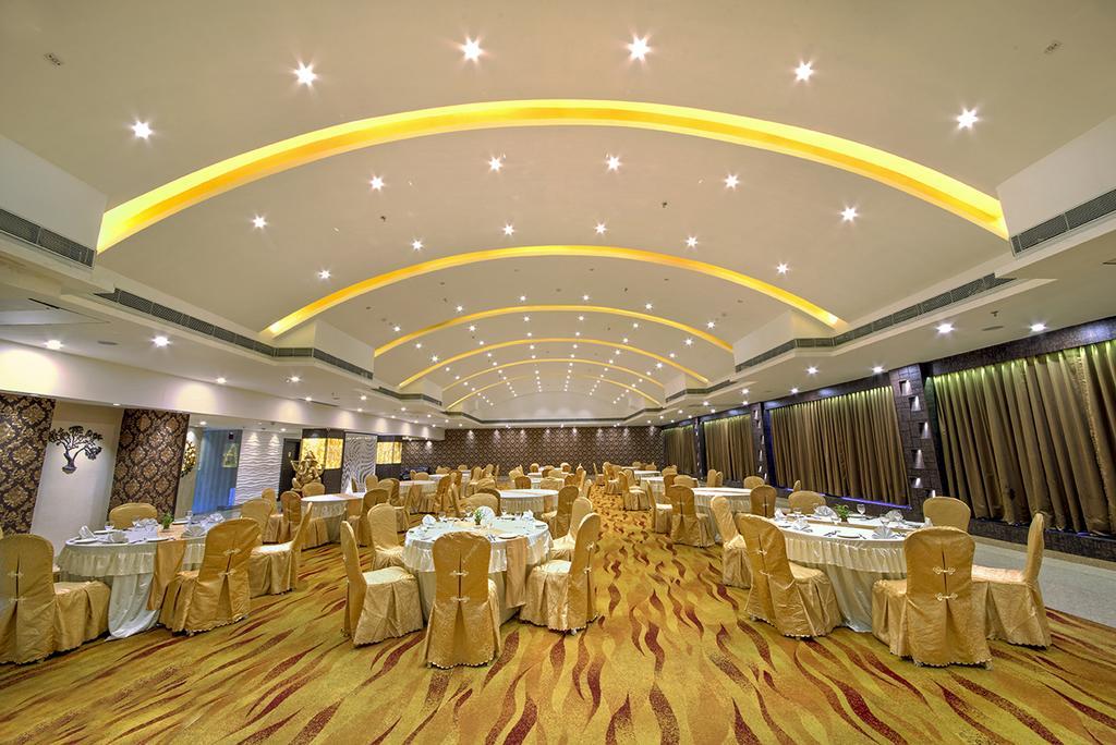 The Fern Residency Kolkata Hotel Exterior foto