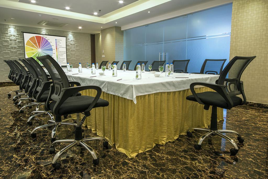The Fern Residency Kolkata Hotel Exterior foto