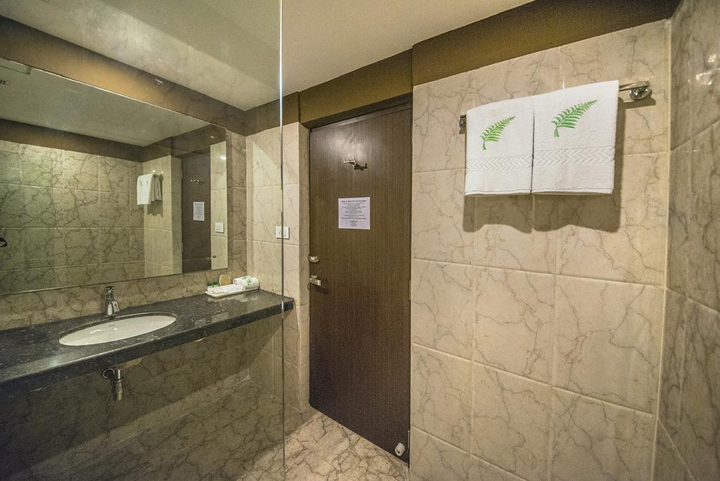 The Fern Residency Kolkata Hotel Exterior foto