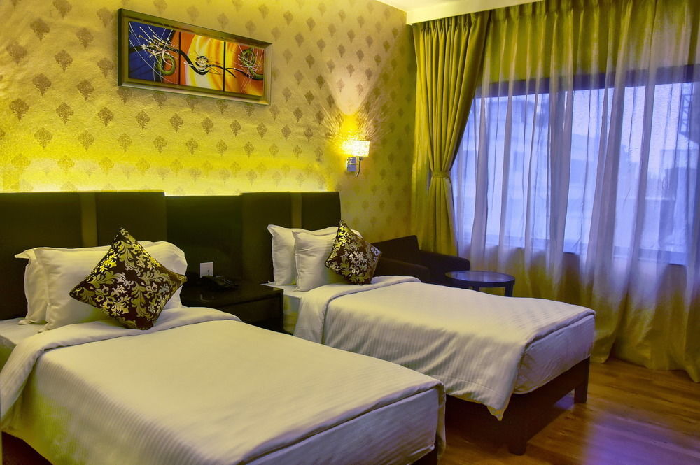 The Fern Residency Kolkata Hotel Exterior foto